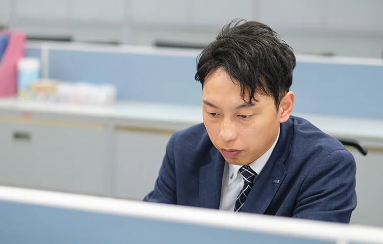 日立営業所 所長 Atsushi.H